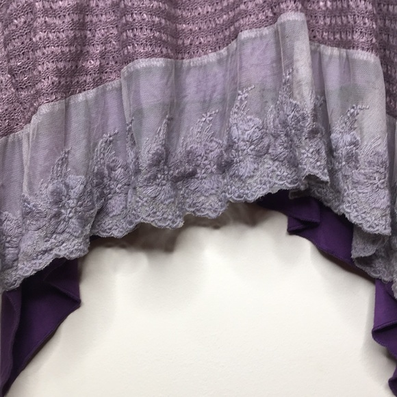 Suzanne Betro Purple Top with Lace Hem Flowing Romantic Size XL NWT - Picture 3 of 6